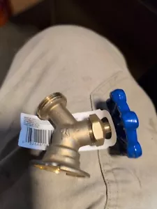 1/2 in.x 3/4 in FIP x MHT Brass Flanged Threaded Sillcock Valve - Picture 1 of 3