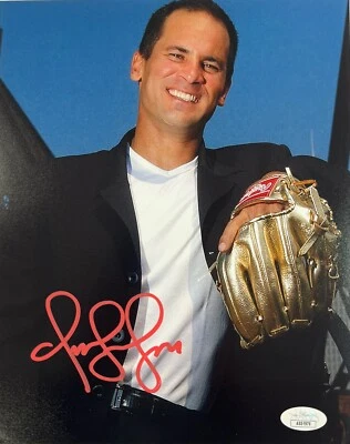 Omar Enrique Vizquel González Cleveland Guardians Signed Auto 8X10 JSA COA - Image 1 of 4