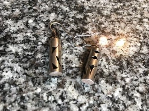 ¡HERMOSO PAR DE PENDIENTES EN FORMA DE BARRIL DE PLATA DE LEY! ¡PERFORADO, EN CABLES! - Imagen 1 de 8