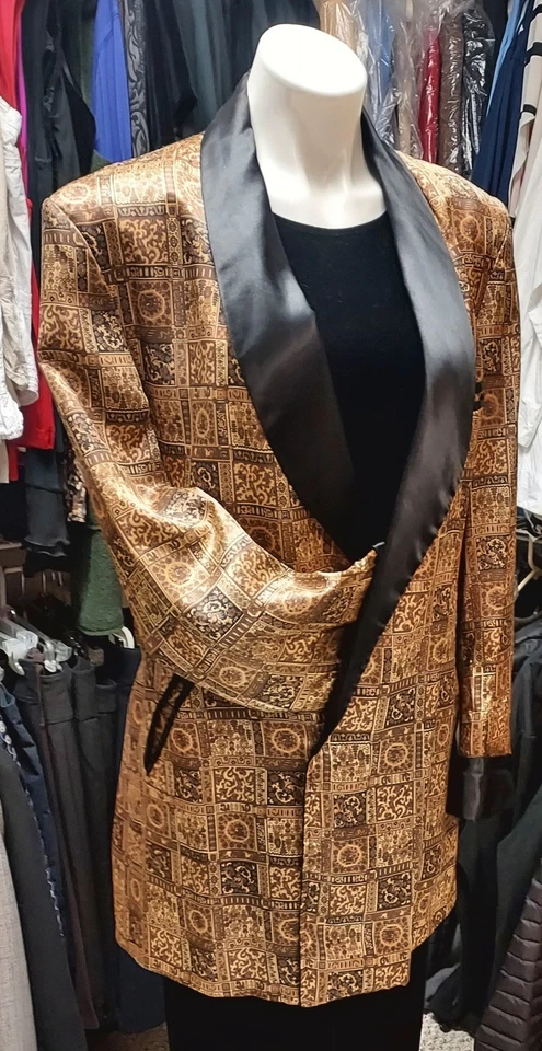 Bata Playboy vintage Lux para hombre para fumar State-O-Maine dorado/negro satinado Foto 1 de 4