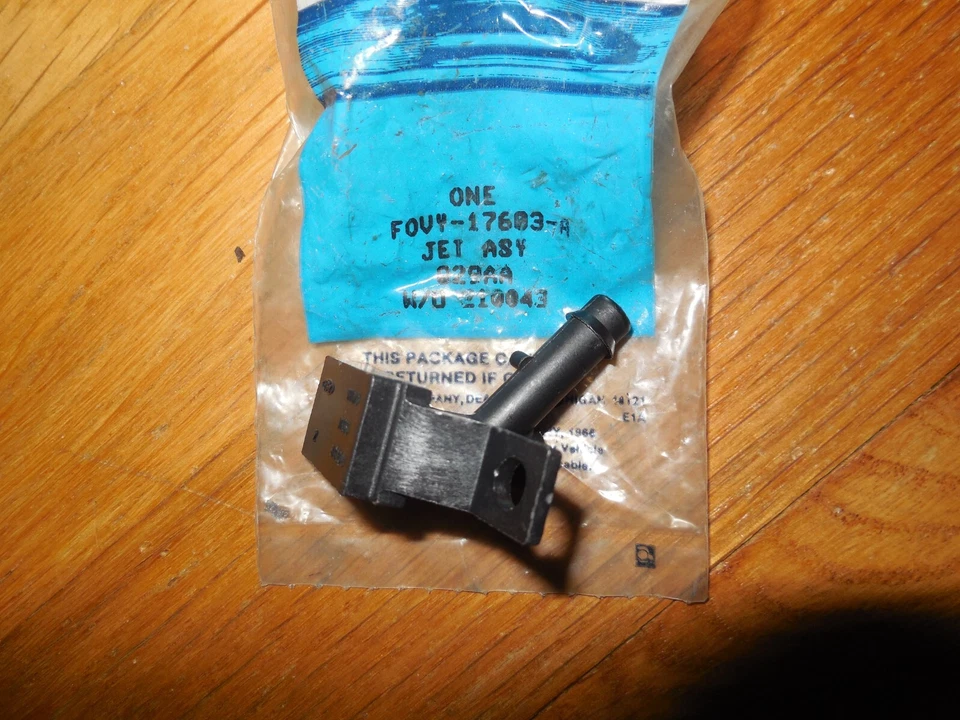 Nuevo de Lote Antiguo 1990 1991 Lincoln Town Car Lavadora de Parabrisas Jet F0VY-17603-A Foto 1 de 1