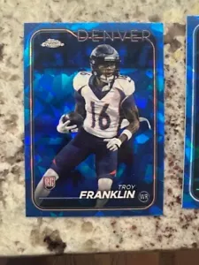 2024 TOPPS CHROME SAPPHIRE NFL ROOKIE CARD DENVER BRONCOS TROY FRANKLIN #215 - Foto 1 di 1