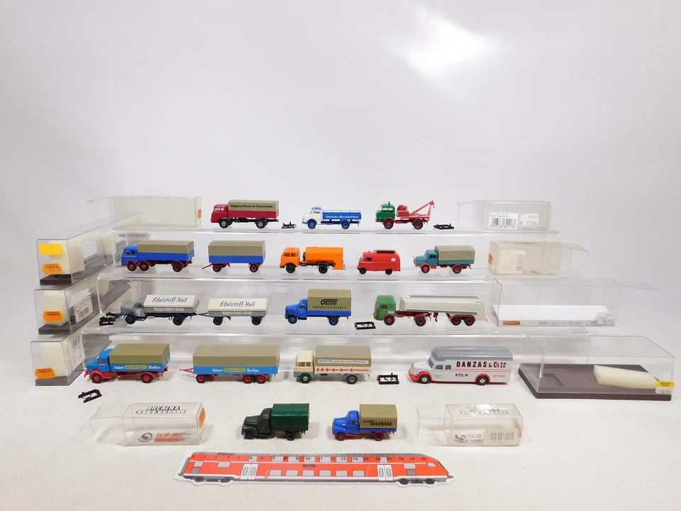 Brekina 1:87 H0 Raccolta Lkws Piccole Parti Mancanti MB Man Krupp Magirus ecc # - Immagine 1 di 4
