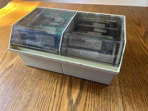 Lot Of 59 5 Inch Floppy Disks With 13x8 Case Vintage - Afbeelding 1 van 17