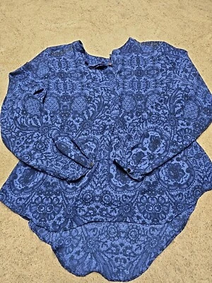 Jennifer Lopez Women's Blue Geometric Print Blouse Size XL - Image 1 of 4