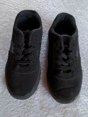 G.H. BASS & CO. Slip-On Laced Shoe Boy's Size 9 Kid's Black. Excellent condition - Image 1 of 4