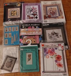 HUGE LOT OF 40 VINTAGE CROSS STITCH KITS, VARIED DESIGNS, NIP, NOS EXCELLENT - Picture 1 of 13