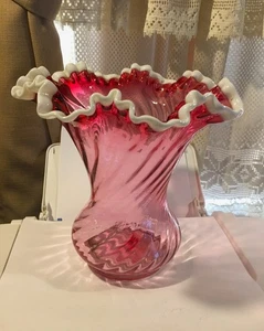 vintage Large Fenton pastel Cranberry Snow Crest Swirl Ruffled Edge Vase 9 in - Picture 1 of 4