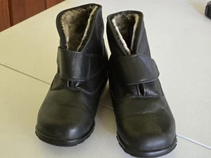 TOE WARMERS WATERPROOF WINTER BOOTS BLACK NON SLIP SOLE WOMENS SZ 7.5W - Picture 1 of 11