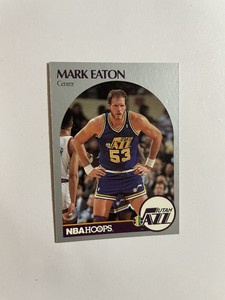 1990 NBA Hoops Basketball Card #287 Mark Eaton Utah Jazz