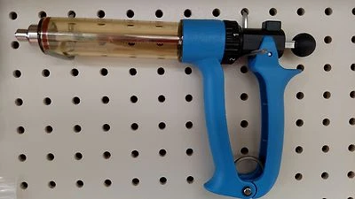 Allflex 50MR2 Repeater Syringe Vaccinate Cattle Cows Pigs Sheep New in Box