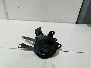 Nissan Pathfinder Steering Pump R51 05/2005-09/2013 - Picture 1 of 3