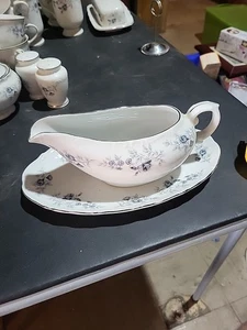 *Baroque Bleu* by DANIELE - GRAVY BOAT - ROSE Pattern Japan - Picture 1 of 6