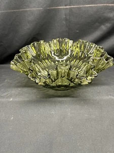 Vintage MCM Fenton Green Glass Scalloped Ruffled Edge Bowl USA Made. - Picture 1 of 9