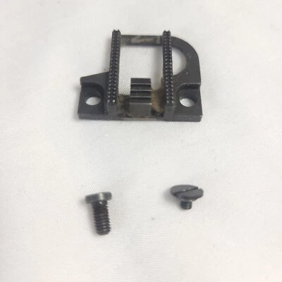 Singer 417 Sewing Machine Part Feed Dog with Screws - Image 1 of 3