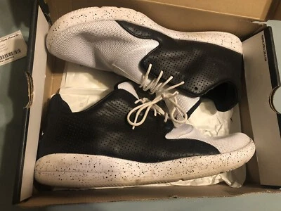 Nike Jordan Eclispe Sneakers Men's Size 13 OREO Black/White 724010-020 Shoes - Image 1 of 4
