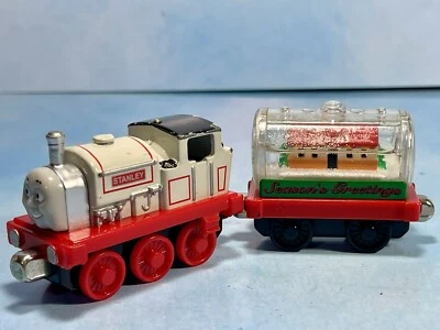 Thomas the Train Stanley Magnetic Train & Snow Globe Car Seasons Greetings - Image 1 of 3