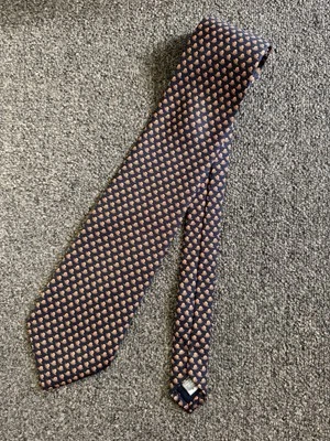 Corbata de seda Barneys New York patrón geométrico Foto 1 de 2