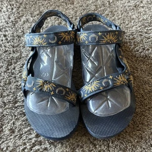 Ladies Teva Original Universal Hiking Sandal US 7 EU 38 UK 5 #1003987 Sun Moon - Picture 1 of 9