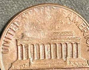 1973 D Lincoln Cent Struck Through Grease Reverse. - Picture 1 of 3