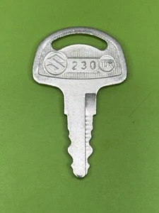230 - Suzuki Pre Cut Key GS750 GS1000 GT750 TS400 T500 GT550 TC305 RE5 R5 GT500 - Picture 1 of 1