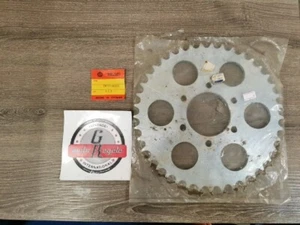 NOS SEN KUNG Suzuki GS750 1977 - 1983  SPROCKET 41T 64511-45000 J55 - Picture 1 of 3