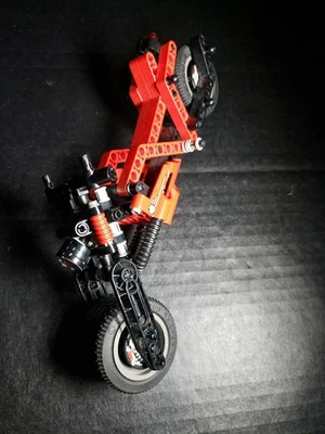 Lego Vintage Set 8520 Motorcycle Only - Incomplete Technic Throwbot Slizer Parts - Image 1 of 4