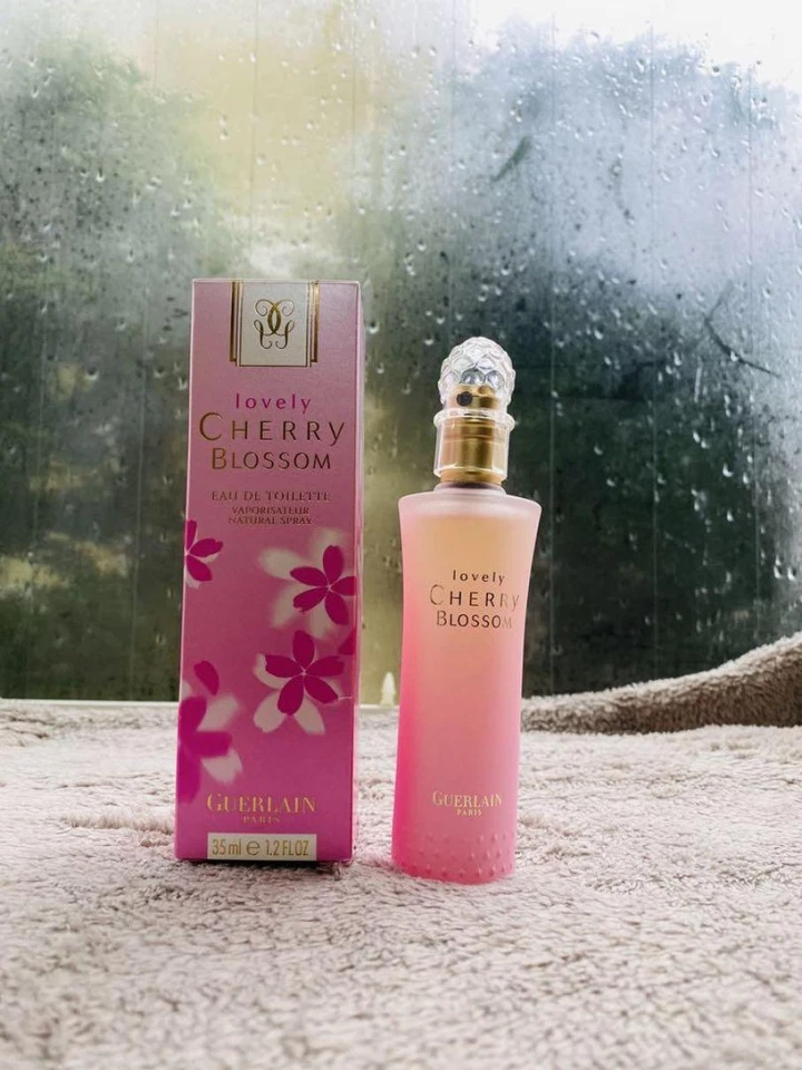 GUERLAIN LOVELY CHERRY BLOSSOM Eau de Toilette 35ml 1,2 oz DESCONTINUADO NOVO NA CAIXA - Imagem 1 de 4