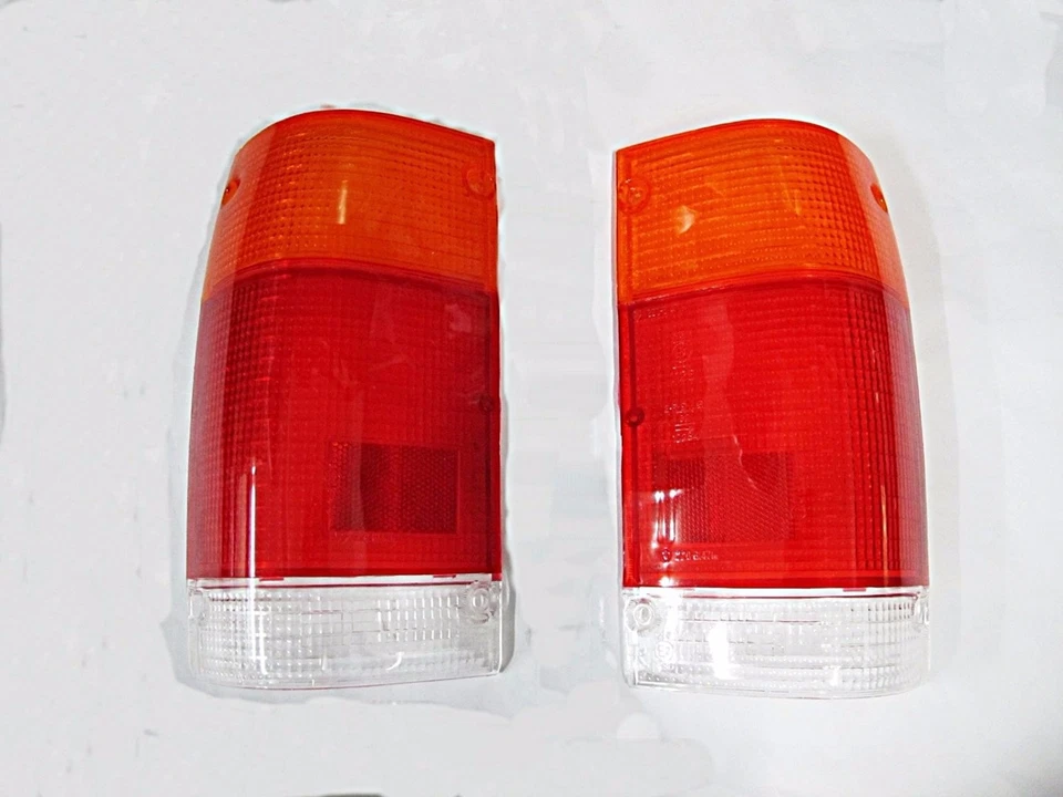 Lente de luz trasera izquierda derecha para camioneta Mazda Bravo B2000 B2200 B2600 1985-1998 Foto 1 de 1