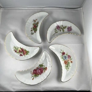 5-pc Vintage Crescent Bone China Dishes Floral Pattern JAPAN 6.5" ea - Picture 1 of 9