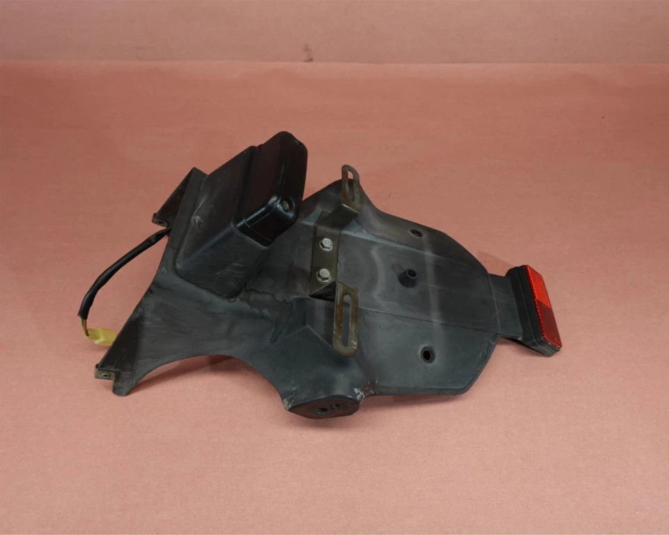 Cubierta guardabarros trasero Honda CB900 CB 900 2002-2007 Foto 1 de 4