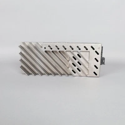 Amplificador de audio Harman Kardon OEM BMW 535i 650i 750i 2014-2019 usado Foto 1 de 4