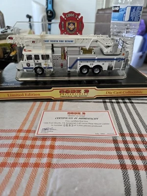 City Of Fort Worth Code 3 2001 American LaFrance 75' Aerial Ladder Fire Truck 9 - Image 1 of 4