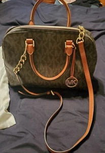 NWT MICHAEL KORS SATCHEL HANDBAG W/DUSTBAG - Picture 1 of 9