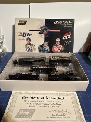 Juego de tren tributo Revell Rusty Wallace John Force 1998 Elvis Presley escala 1:64 Foto 1 de 4