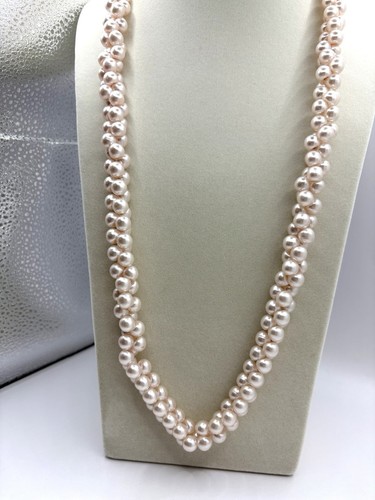 VETEMENTS Collana di perle finte intrecciate rosa champagne