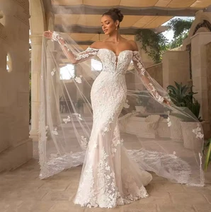 Abito da sposa sexy con applicazioni in pizzo principessa sirena scollo a V senza schienale - Foto 1 di 10