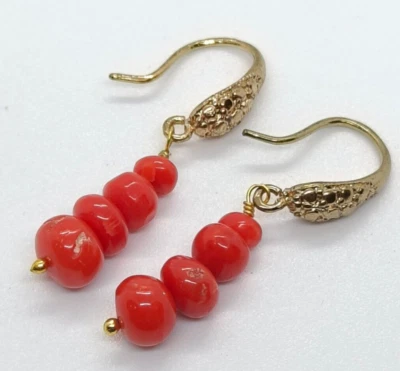 Belle boucle d'oreille plaque or corail rouge - perles rondelles corail rouge... - Photo 1/4