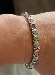 Bracciale Vintage Gioielli 7,5 Tono Argento Tondo Rosa Verde Blu Viola Strass - Foto 1 di 8