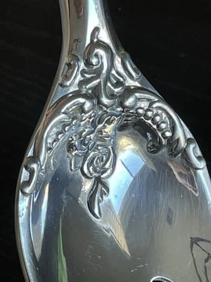 "Tenedor para servir ensaladas barroco Wallace 10"" rollos de rosas ornamentadas vintage" Foto 1 de 4