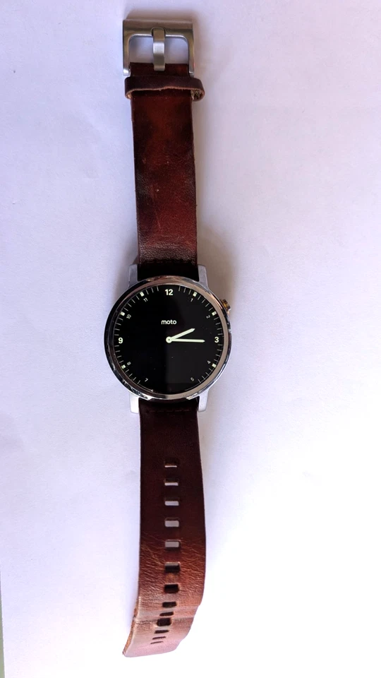 Reloj inteligente Motorola Moto 360 (1ª generación) Android Foto 1 de 3