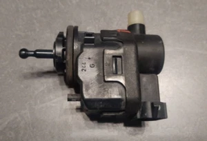 MOTEUR DE REGLAGE PHARE AVANT   RENAULT REF 7700420737 - Imagen 1 de 7