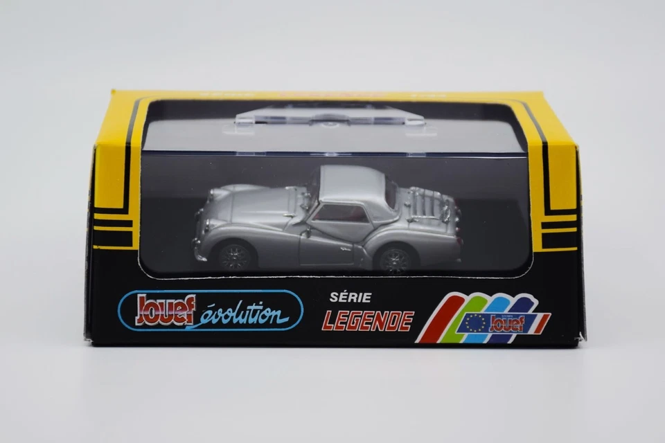 Carro Jouef 1009 escala 1/43 1957-62 Triumph TR3A conversível capota rígida fundido - Imagem 1 de 1