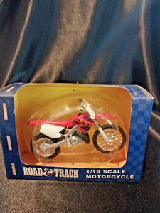Maisto Road & Track Honda Maisto CR 250R - Imagen 1 de 5