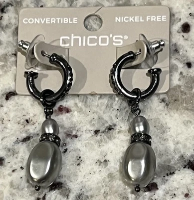 Pendientes colgantes convertibles de perlas con dobladillo cady sin níquel de Chico's Foto 1 de 3