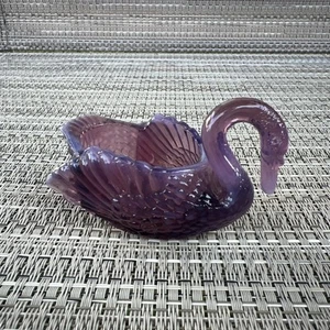 Vintage Boyd Purple Opalescent Swan Salt Cellar - Picture 1 of 7