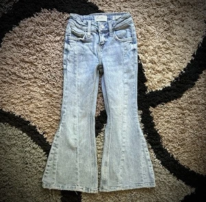 KanCan Youth Mid-Rise Distressed Flare Jeans - Retro Vibe Light Wash Sz 4 - Picture 1 of 6