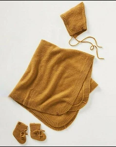 Rylee + Cru 3 Piece Baby Gift Set Brown Knit Hat Blanket Booties NIB $54 - Picture 1 of 9