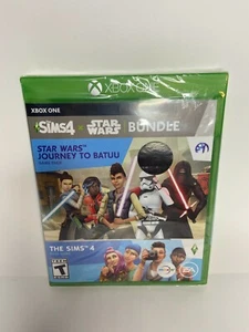 The Sims 4 + Pacchetto Star Wars Viaggio a Batuu (Xbox One, 2017) Nuovo Sigillato - Foto 1 di 3