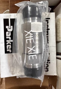 1PCS Parker 12V-C12L-1/3-T-SS Brand new One-way valves shipping Via Fedex or DHL - Picture 1 of 3
